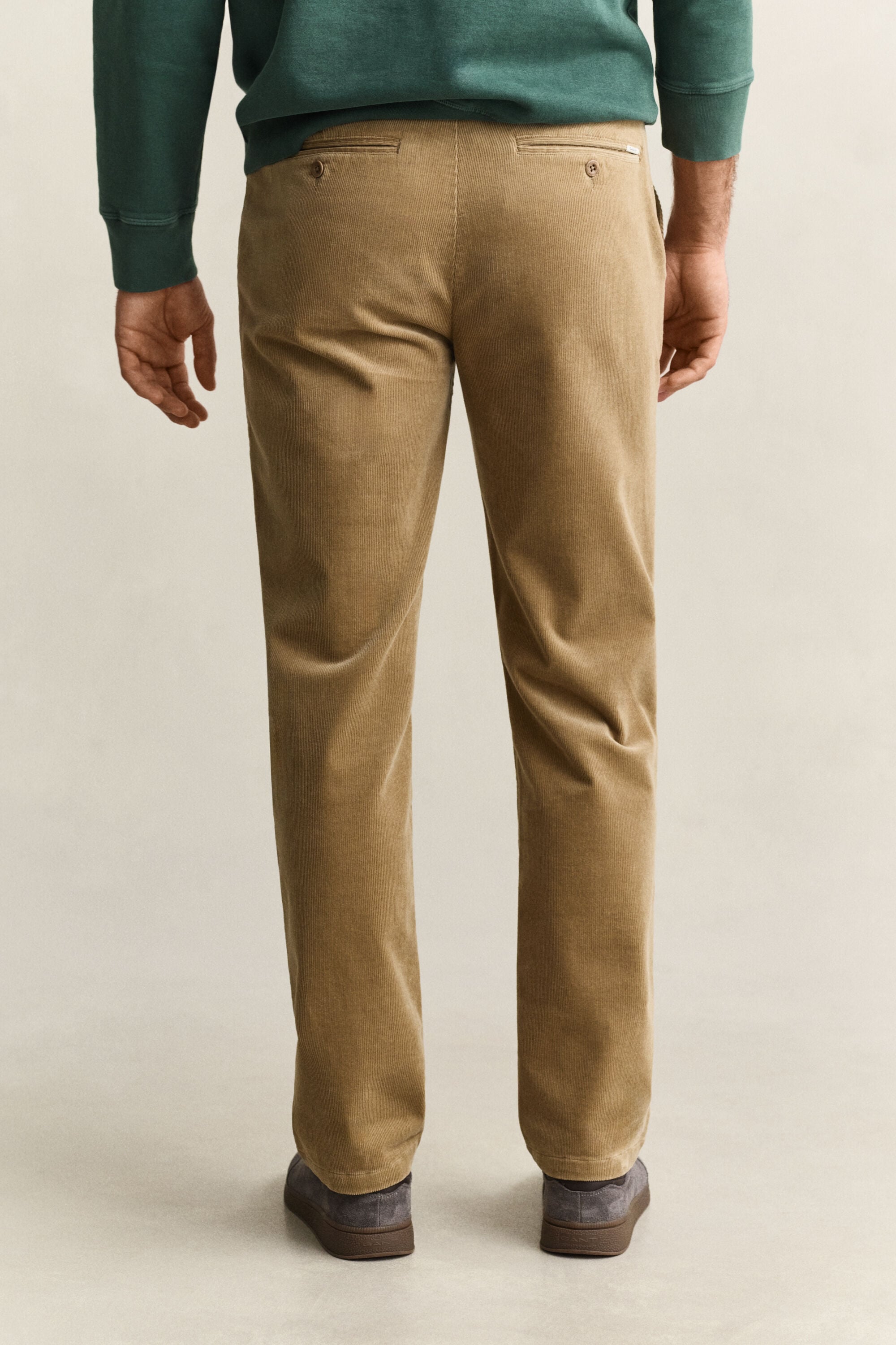 Pantalon Regular en velours côtelé