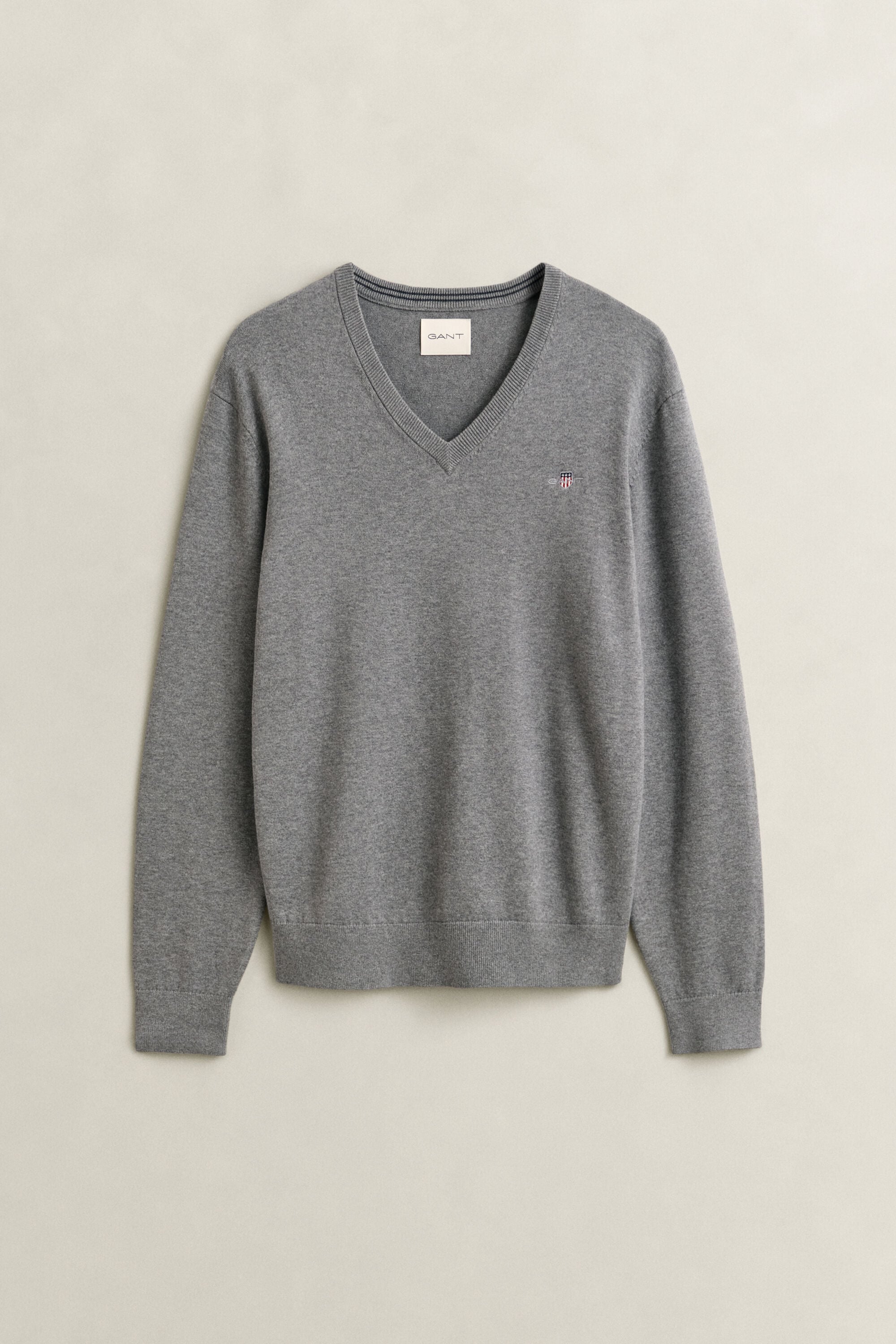 Pull col V en coton classique
