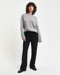 Pantalon habillé coupe slim évasé