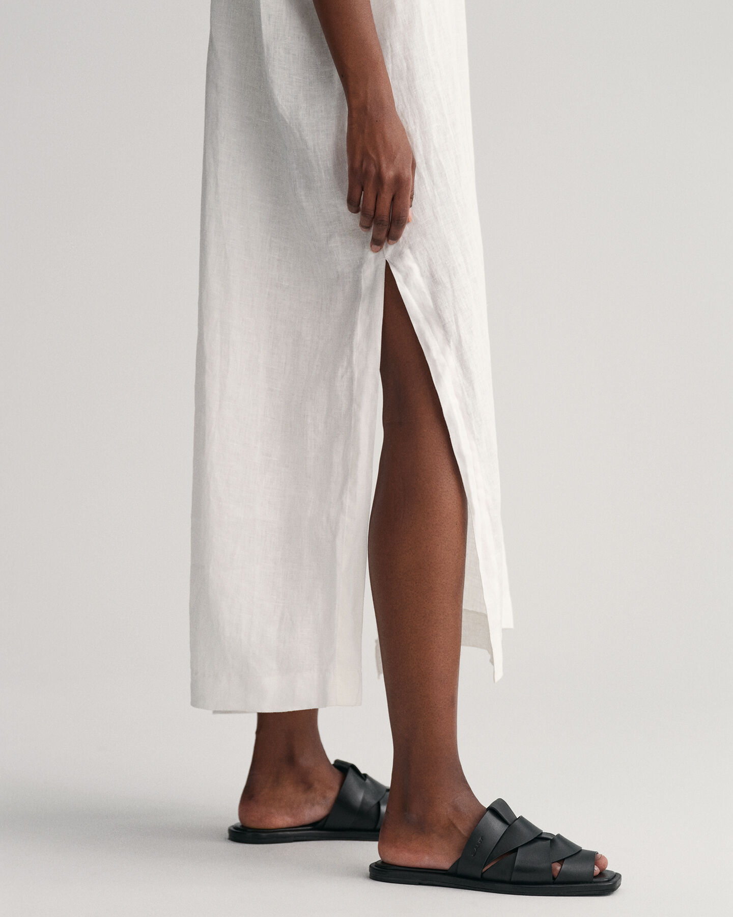 Caftan en lin &agrave; manches courtes