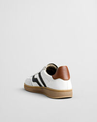 Baskets en daim et cuir Cuzmo