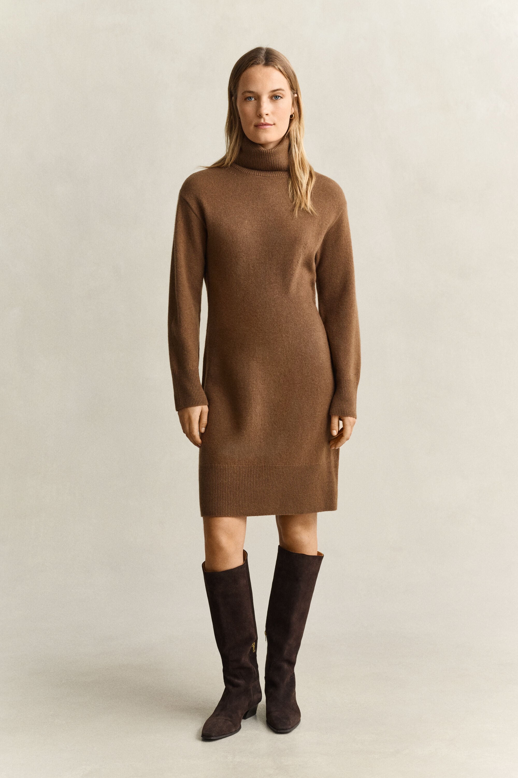 Robe à col roulé en laine et cachemire