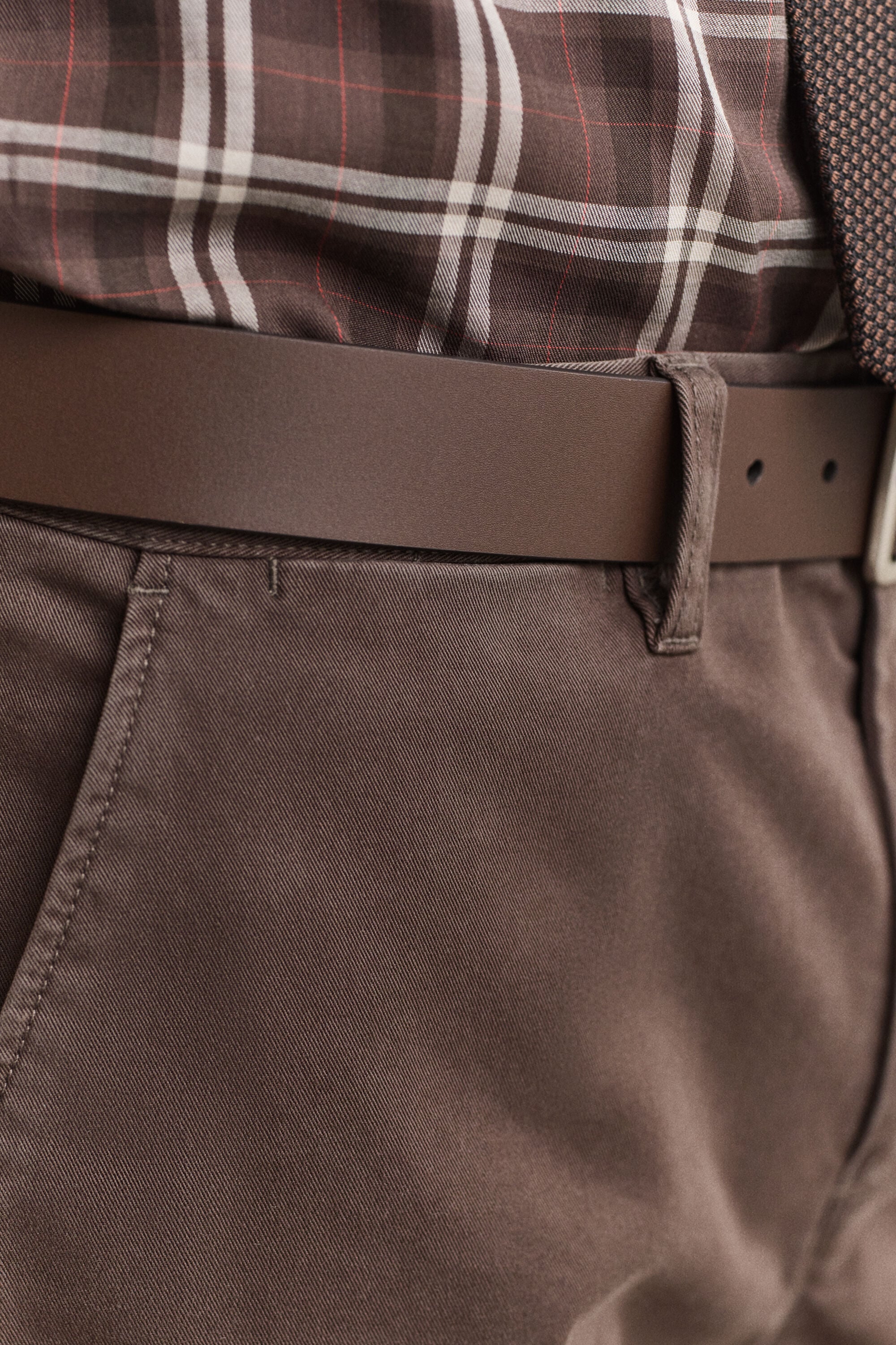 Pantalon chino coupe slim confortable