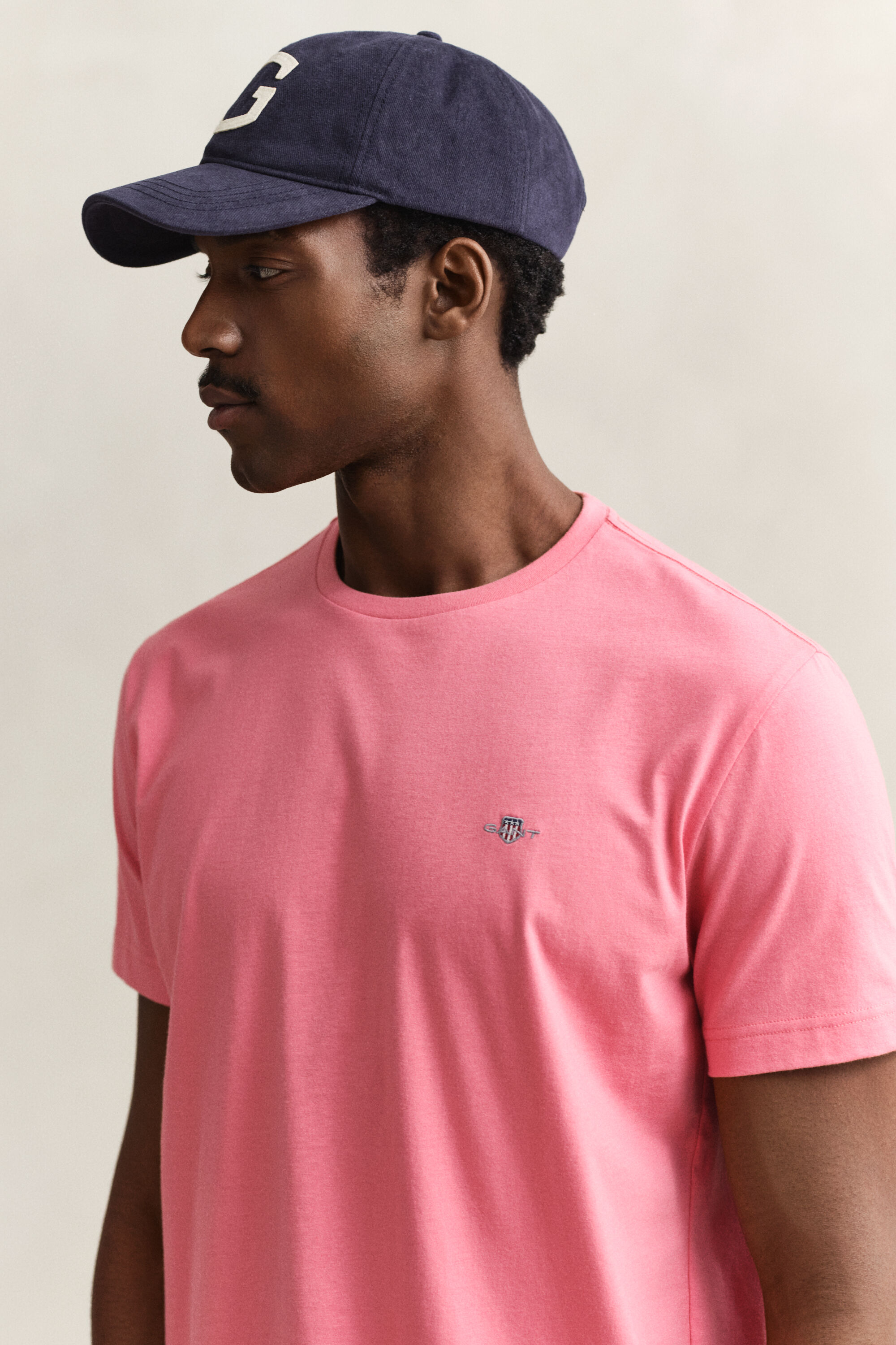 T-shirt coupe regular Shield