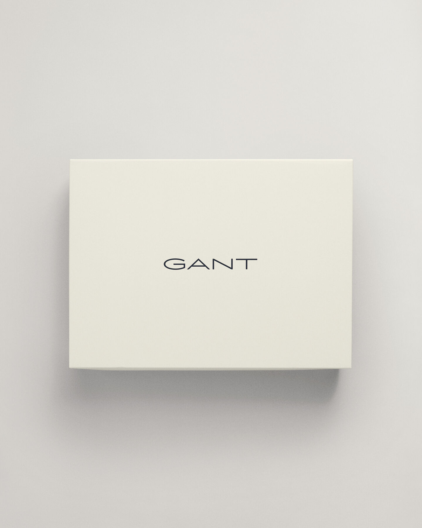 Coffret cadeau gants et bonnet &agrave; &eacute;cusson G