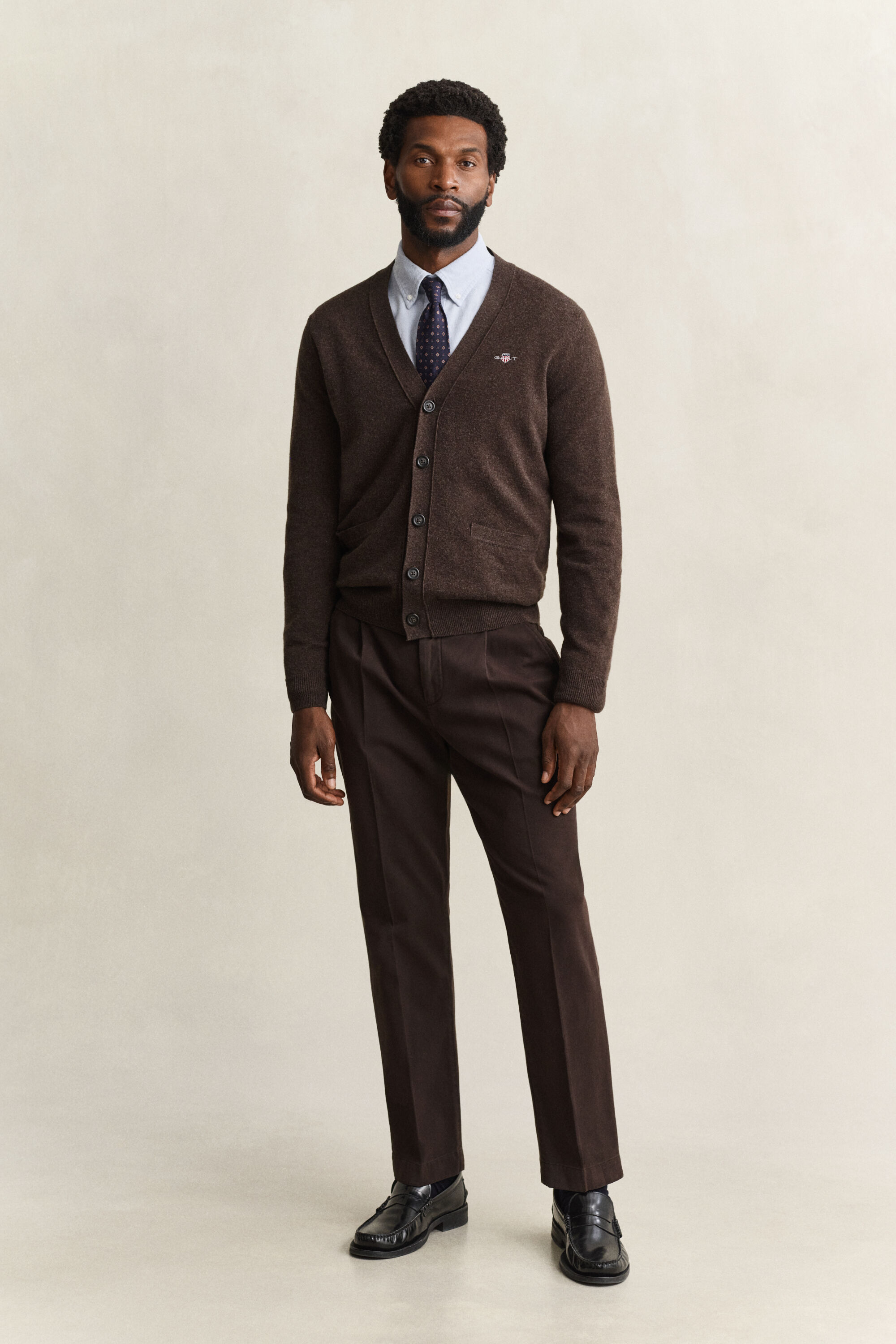 Cardigan col V en laine d’agneau