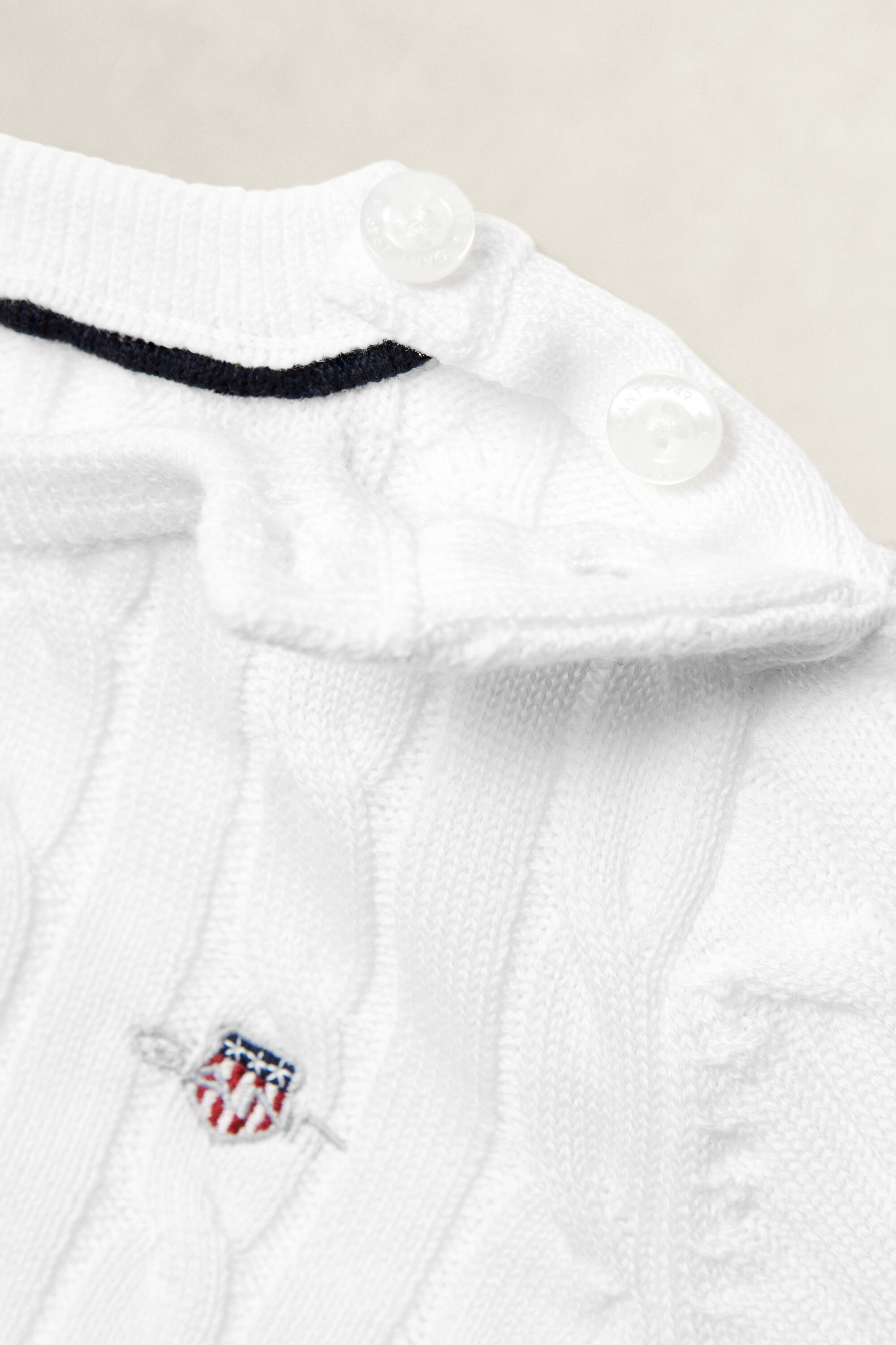 Pull en maille torsadée Shield Fille