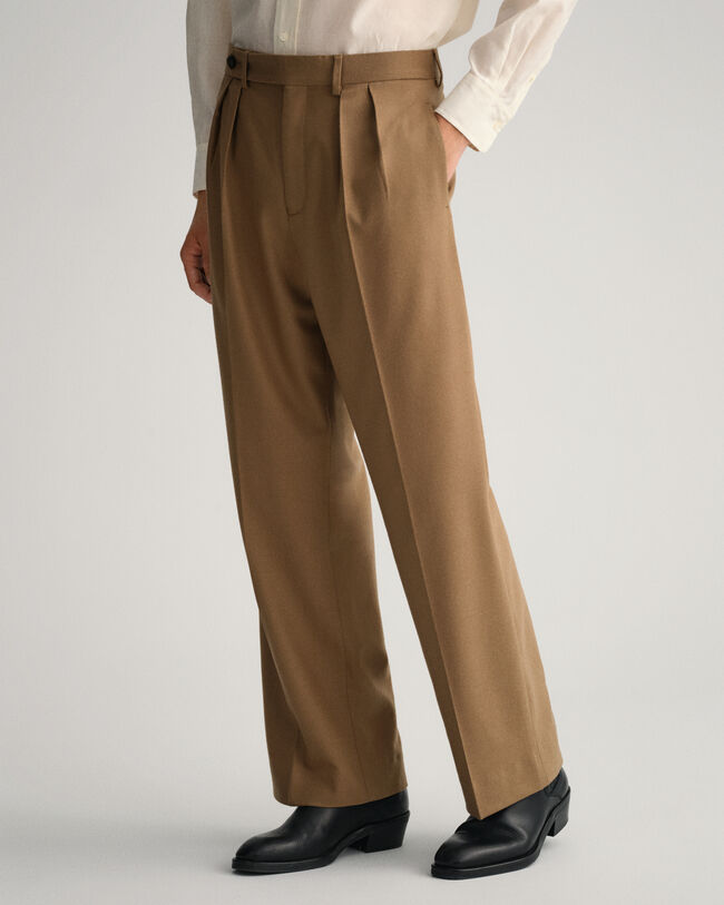 Pantalon de costume en flanelle à jambes larges