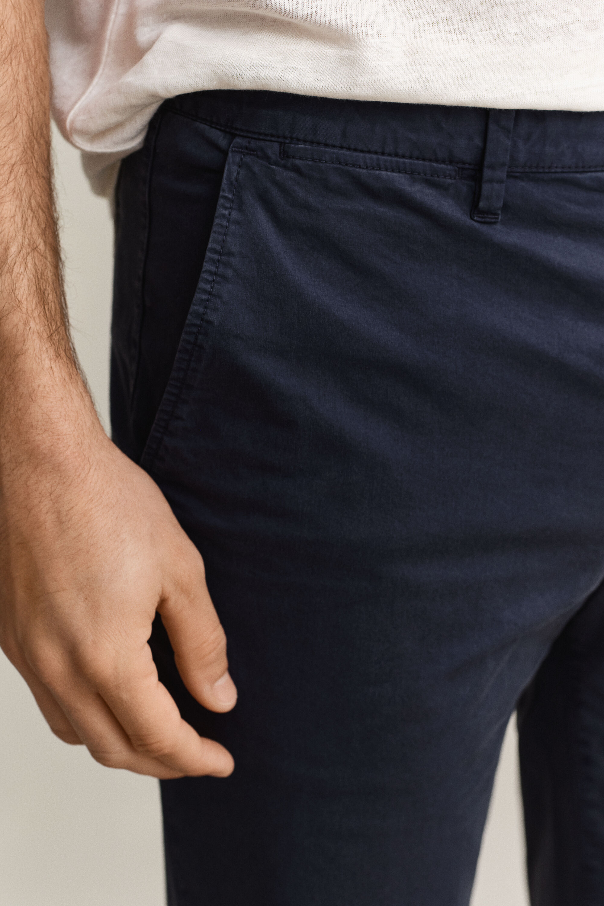 Pantalon chino effet délavé