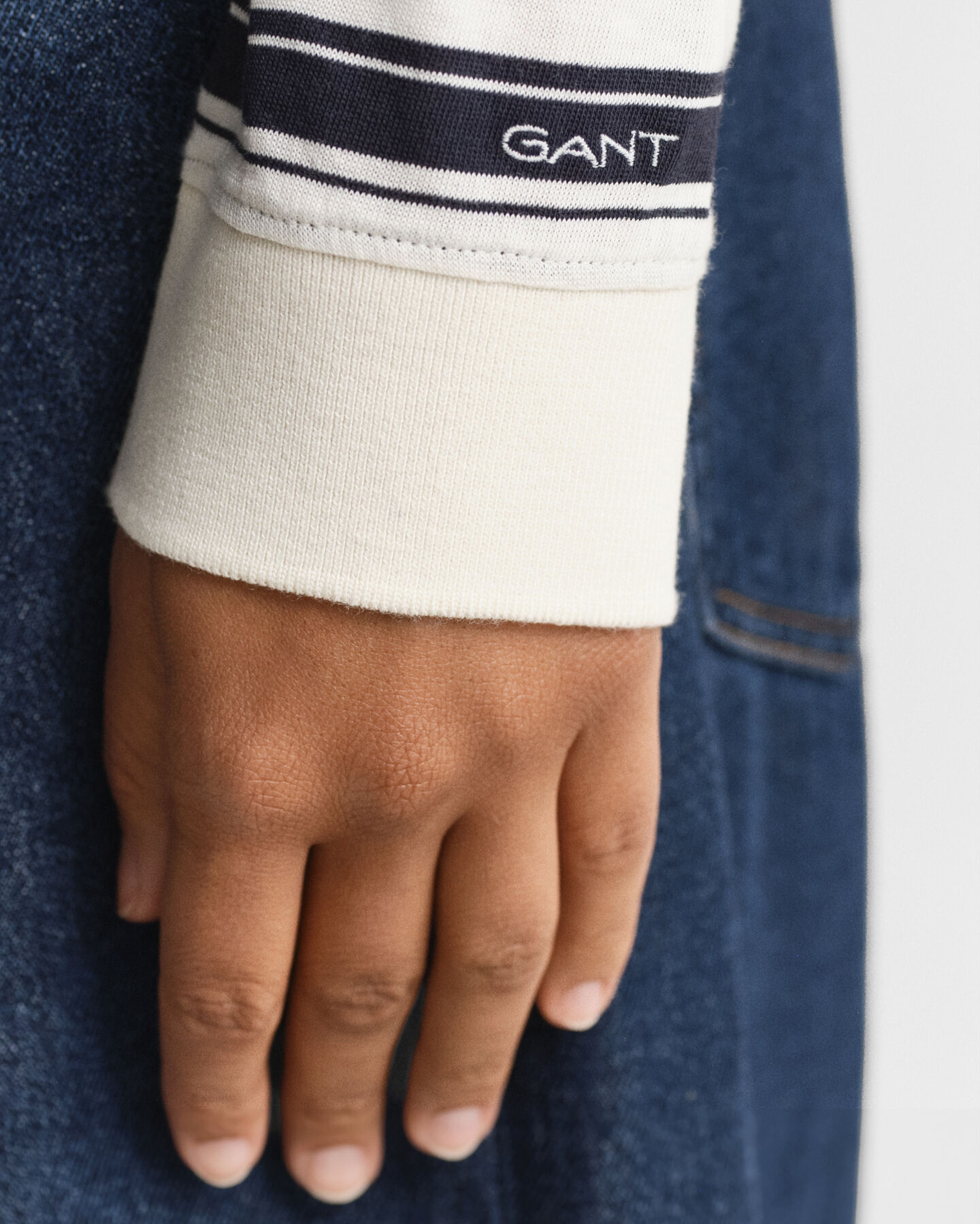 Polo ray&eacute; &agrave; manches longues