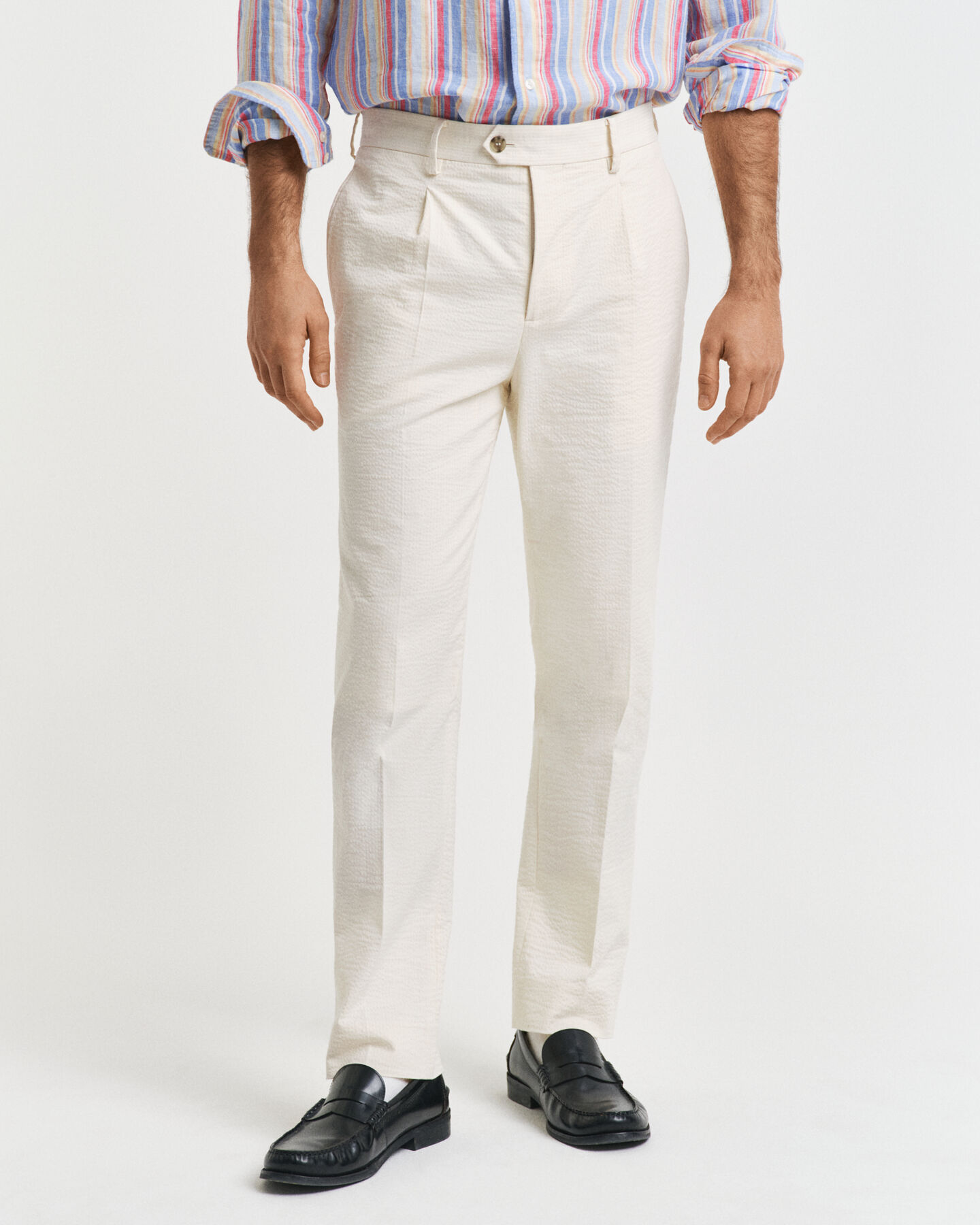 Pantalon de costume coupe slim fusel&eacute;e en seersucker