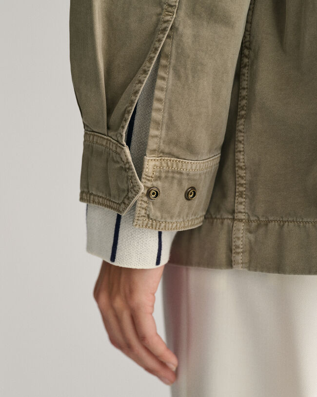 Veste style militaire teinte en pièce