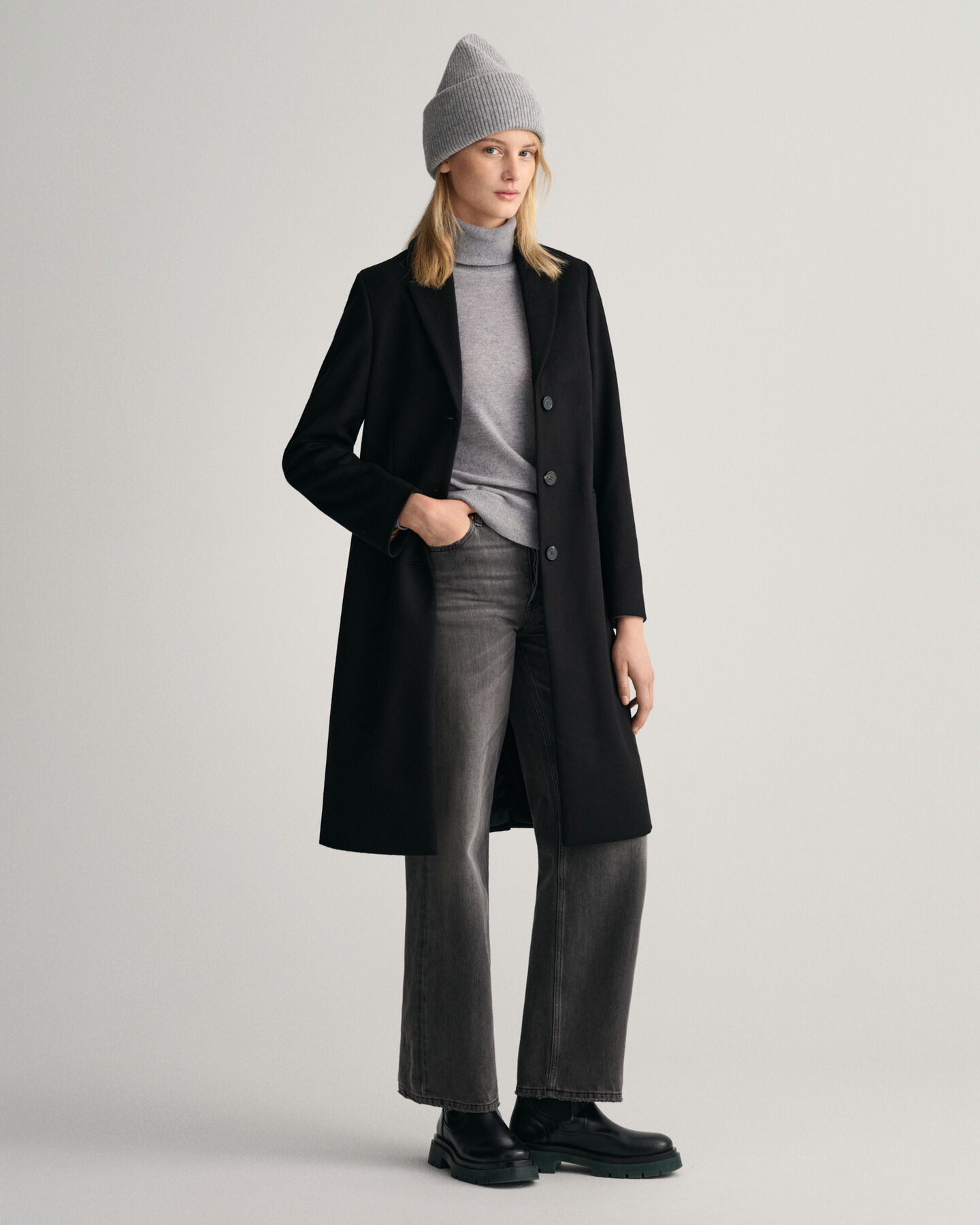 Manteau ajusté en laine mélangée