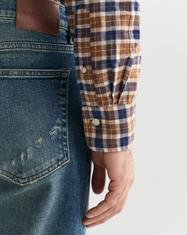 Chemise regular fit en serg&eacute; l&eacute;ger &agrave; carreaux