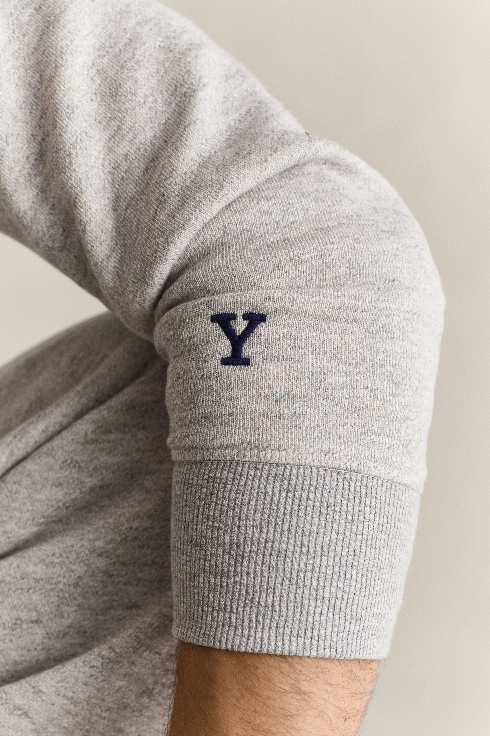 Sweat à capuche Gant x Yale