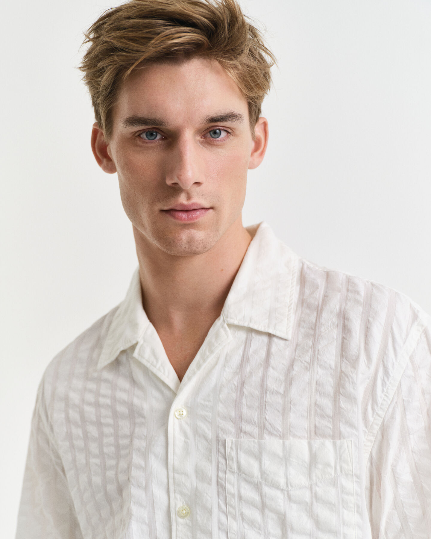 Chemise de vacances coupe décontractée à manches courtes en seersucker