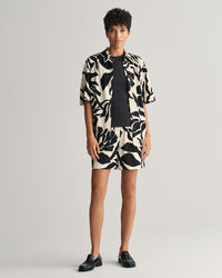 Short relaxed fit Palm Print Pull-On