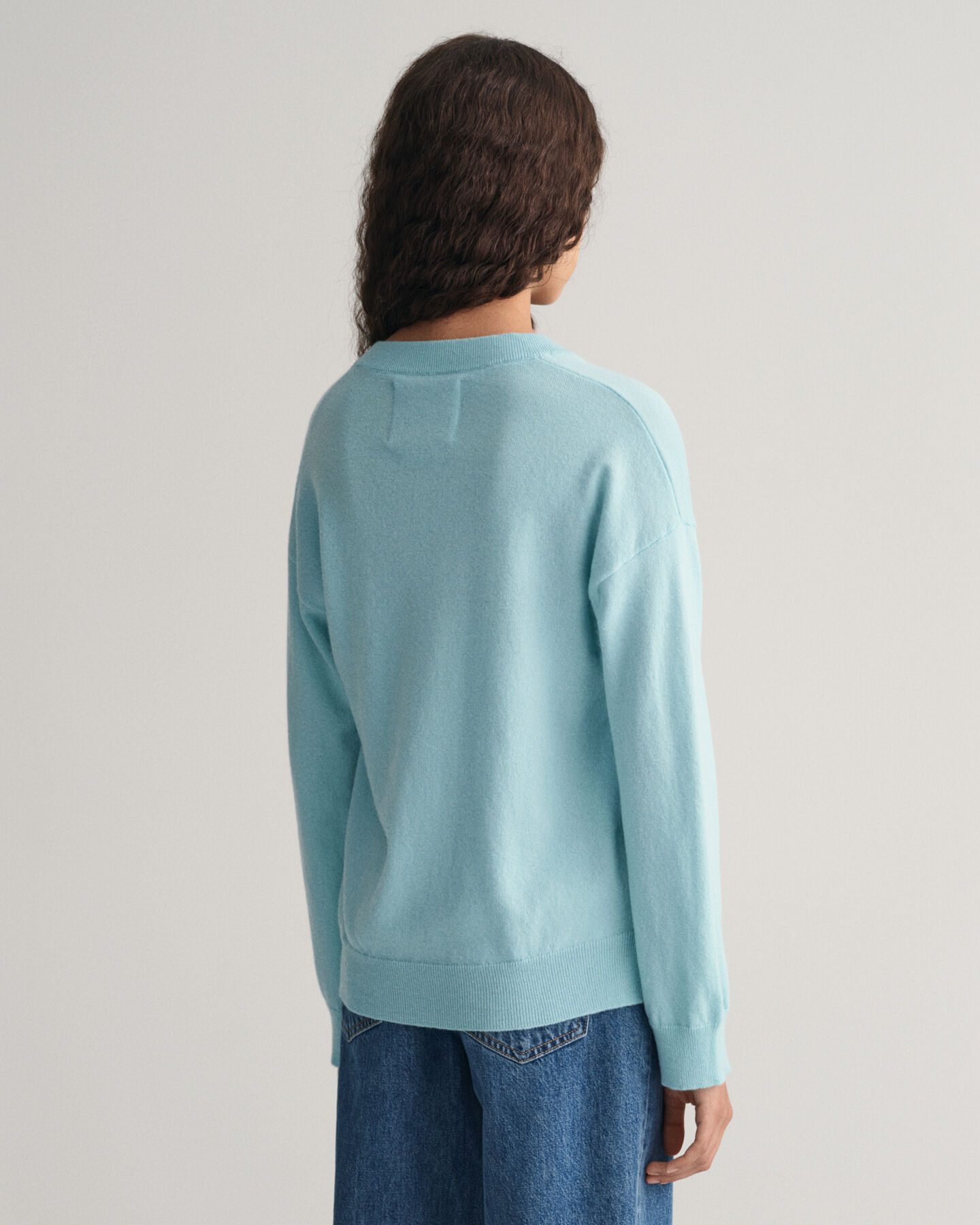 Pull col V en laine d'agneau ultrafine