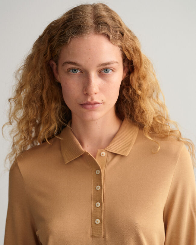 Polo en mati&egrave;re piqu&eacute;e &agrave; manches longues Detail Collar