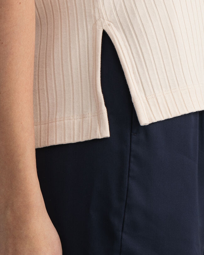 T-shirt fendu à manches courtes rallongées Detail