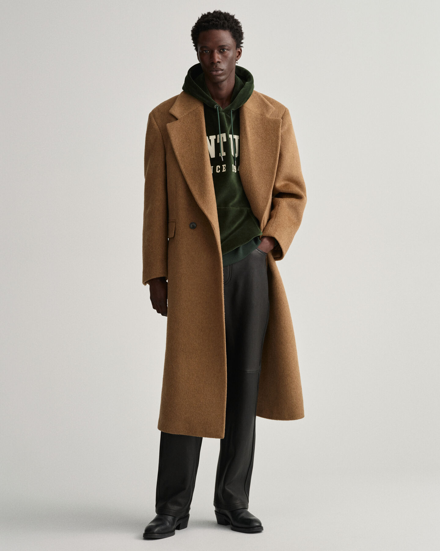 Sweat &agrave; capuche en velours