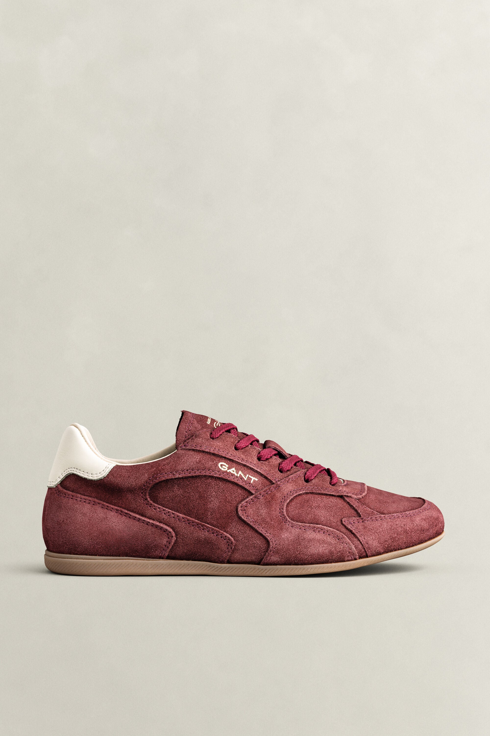 Baskets en daim Sherly