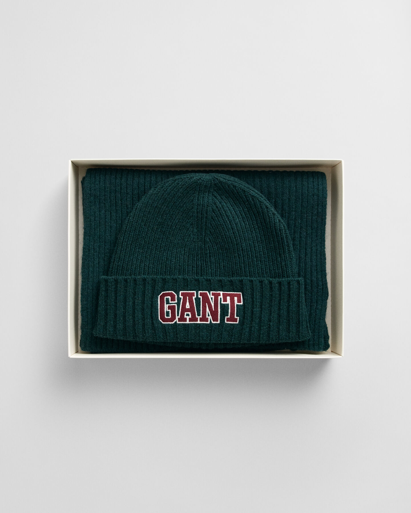 Coffret cadeau bonnet et écharpe GANT Graphic