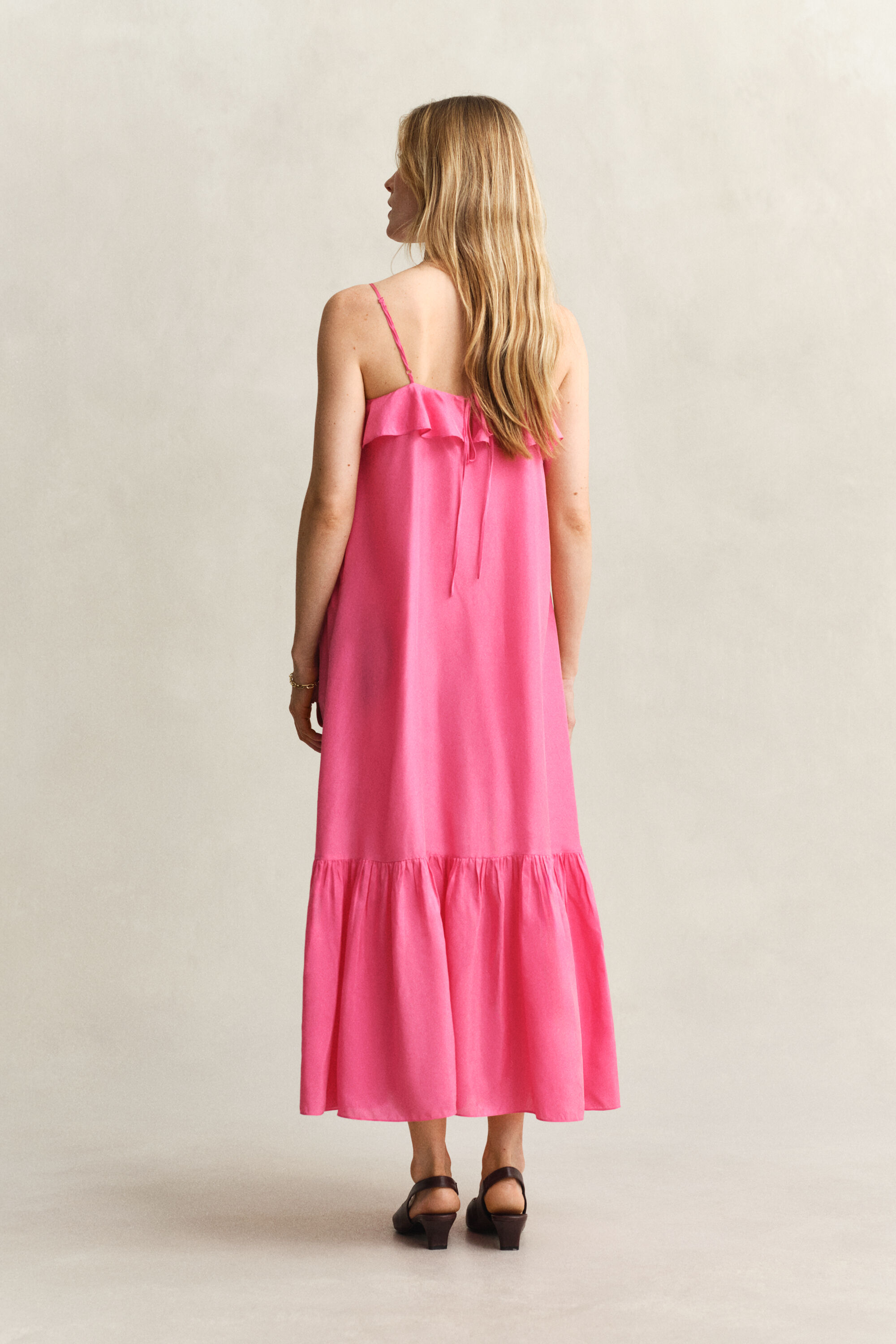 Robe midi à lanières en soie